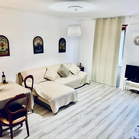 Lana Zona Terme Centro E Vicino A Igea * Акви Терме