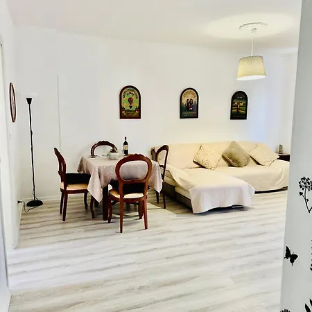 Lana Zona Terme Centro E Vicino A Igea Апартаменты Акви Терме