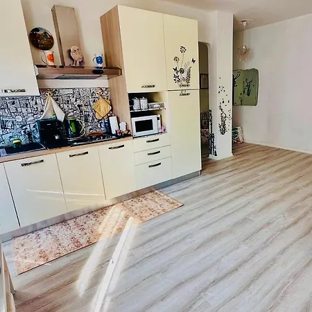 Apartamento Lana Zona Terme Centro E Vicino A Igea