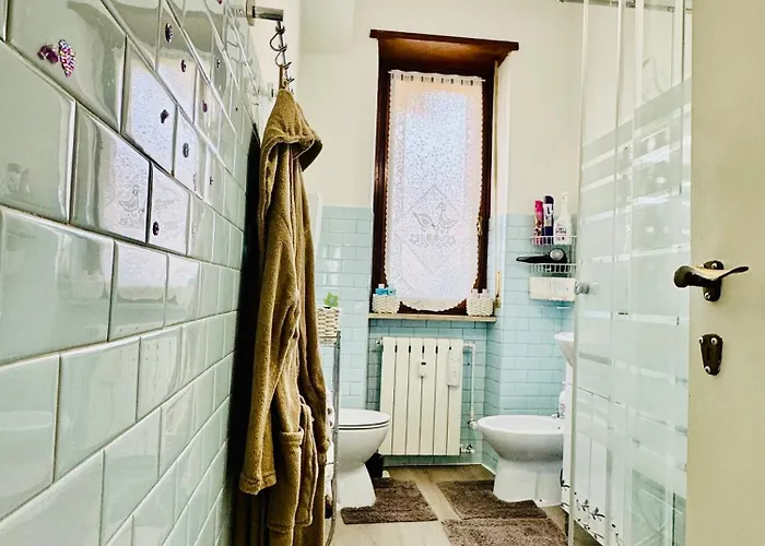 Lana Zona Terme Centro E Vicino A Igea *